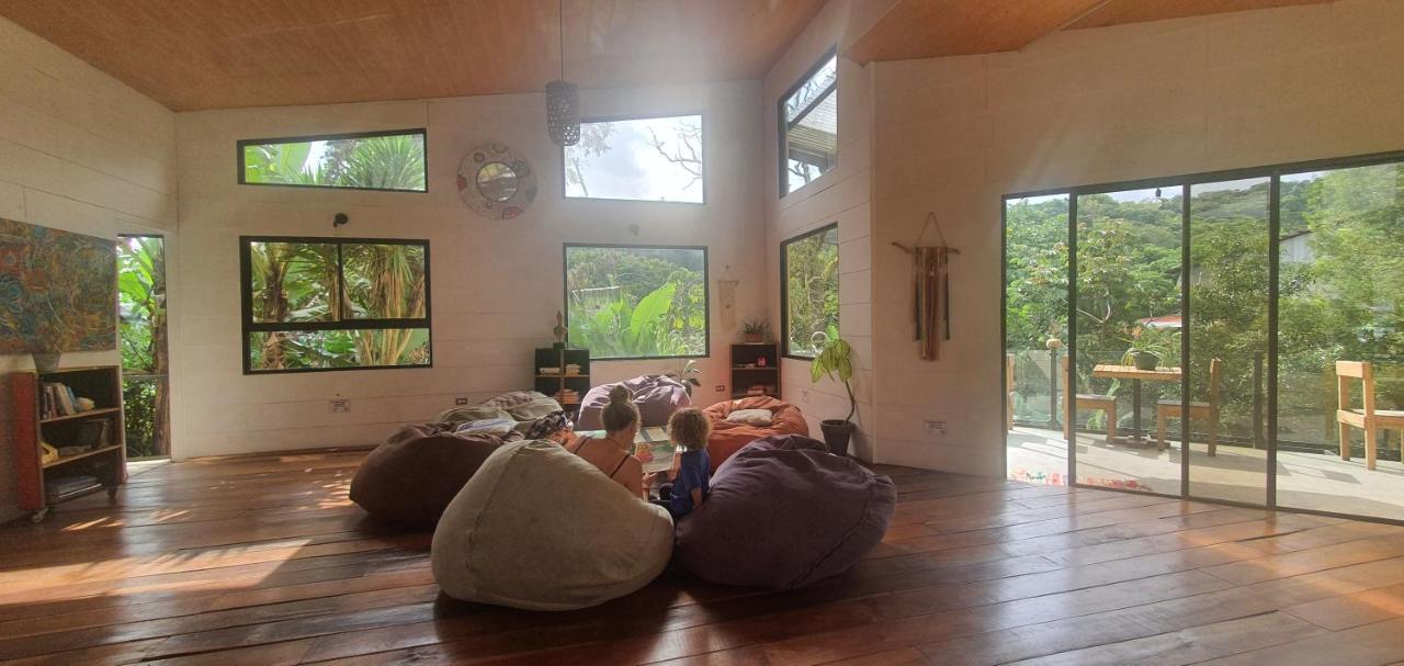 Outbox Inn Monteverde Екстериор снимка